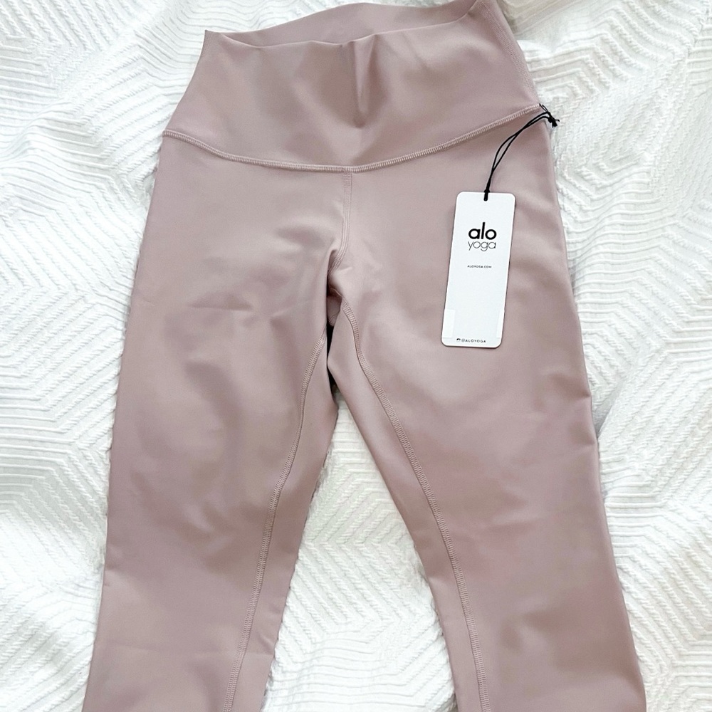 Alo Yoga 7/8 High Wait Airlift Leggings